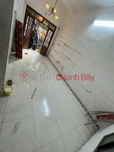 Property Search Vietnam | OneDay | Nhà ở Niêm yết cho thuê Cho thuê nhà riêng ngõ 101 Tôn Đức Thắng, 30m2, 2.5 tầng, 2 ngủ, 7.5tr vào ngay