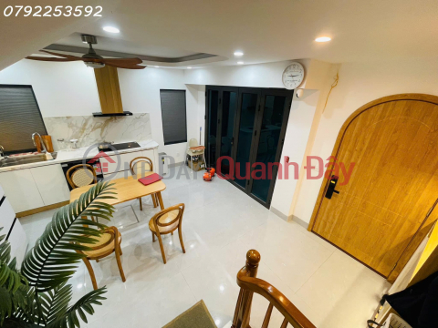 House for sale on Tran Duy Hung Street, Cau Giay District. Area 30m² x 6 floors. Frontage 5.7m. Selling price 14.8 billion VND. _0
