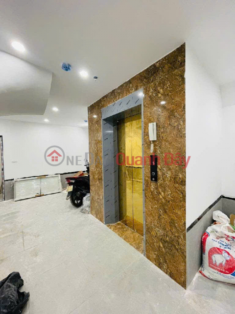 BÁN TÒA CCMN DÒNG TIỀN MINH KHAI, HBT – 59m² – 7 TẦNG,THANG MÁY. 15 P FULL – DT 85 TRIỆU/TH _0