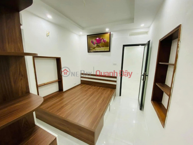 THANH XUÂN NGÕ RỘNG GẦN PHỐ BÁN ĐẤT TẶNG NHÀ 4 TẦNG 50M2 Ở LUÔN | Việt Nam Bán đ 8 tỷ