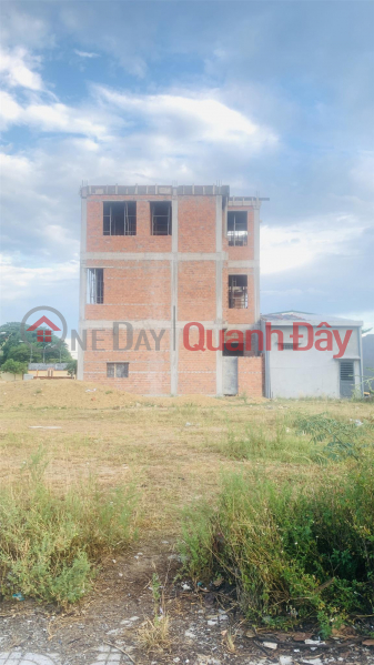 Government Urgent Sale Land Lot Opposite Pham Van Dong University, Center of Quang Ngai City | Vietnam Sales đ 1.83 Billion