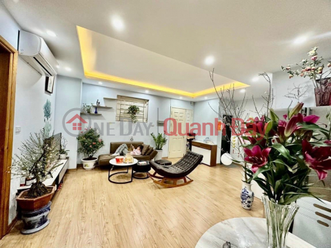 Apartment 335 Cau Giay 90m2, 3 bedrooms, busy center, VIP amenities, only 3.85 billion _0