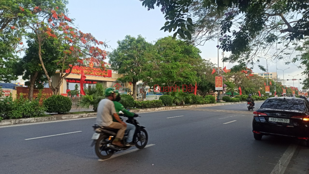 Bán đất mặt đường Phạm Văn Đồng, diện tích 150m GIÁ 8.25 tỉ gần Cầu Rào | Việt Nam, Bán, đ 8,25 tỷ