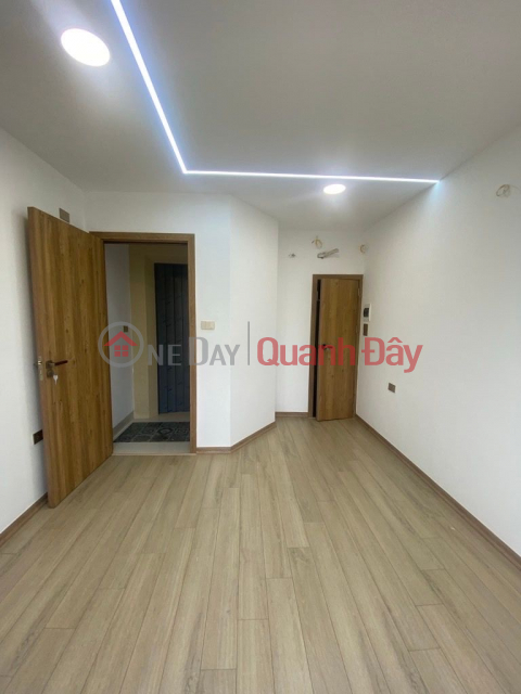 mặt đường bưởi ba đình DT 25m x7 tầng thang máy 14,3 tỷ vỉa hè,kinh doanh _0