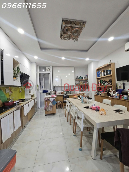 BÁN NHÀ TRƯỜNG SA P13 . QUẬN PHÚ NHUẬN - HẺM Ô TÔ TRÁNH - 5 TẦNG -4.5x13- 6PN. Việt Nam, Bán | đ 16,5 tỷ