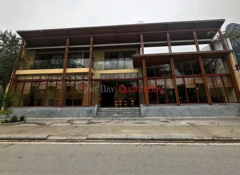 My family is renting out a house on Tran Nhan Tong and Mai Hac De streets; 224m2, 1.5 floors - 39 million VND. Rental Listings