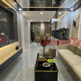 DE LA THANH - AREA 40M x 4 FLOORS - 8.8 BILLION - 30M TO STREET _0