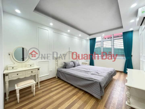 CHEAP PRICE, AU CO STREET HOUSE IN TAY HO DISTRICT 40M2 5 FLOORS PRICE OVER 4 BILLION _0