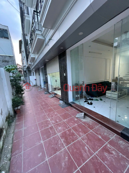đ 6.4 Billion, HOUSE FOR SALE: 4 STORIES + ROOFTOP AREA – KIEN THANH, GIA LAM, NEAR LY THANH TONG STREET. PRICE: 6.4 BILLION VND.