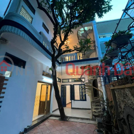 Selling beautiful small garden villa on Kim Ma street; 75m2, 3 floors, extremely large and airy house _0