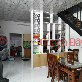 The house is near the bus station, 7.5m street frontage, Phuoc Ly area, Hoa Minh, only 2 billion X _0