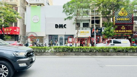 House on Nguyen Van Cu street, 13m frontage, wider at the back, stable income stream, full land ownership. _0