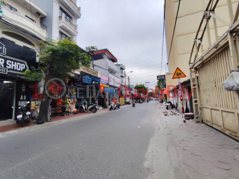 Bán nhà mặt đường Thiên Lôi - 100m 2 tầng, Giá 9.6 tỉ vị trí đẹp gần ẢEON _0