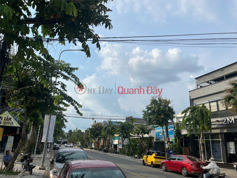 NHÀ ĐẸP- GIÁ TỐT CẦN BÁN NHANH CĂN NHÀ NGAY TRUNG TÂM thương mại TP THỦ DẦU MỘT, Bình Dương Niêm yết bán