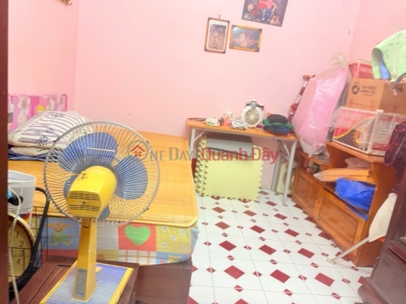 đ 9,45 tỷ, 553 Giải Phóng, Vi trí VIP gần mặt đường lớn, tặng nội thất, sổ vuông A4