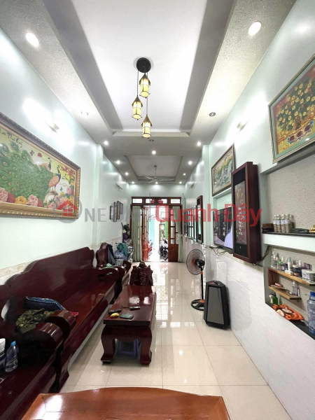 House for sale Nguyen Hong Dao, Ward 14, Tan Binh. Area 60m2 x 5 floors (3 x 20) Price 6.5 Billion TL Sales Listings