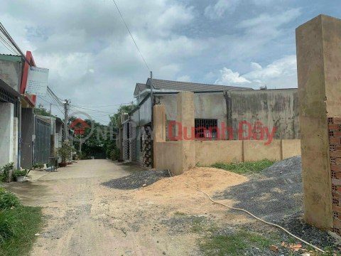 Very cheap land lot for sale with investment price right in Trang Dai _0