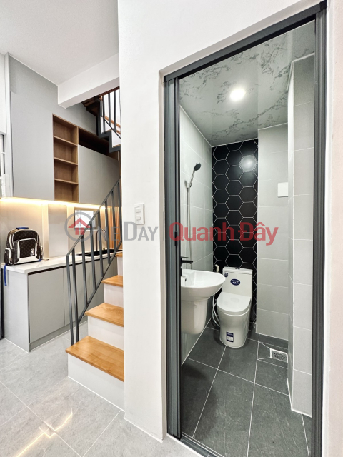 House for sale in To Hien Thanh, District 10, HXH, close to the Front, 50m2, only 9 billion. _0