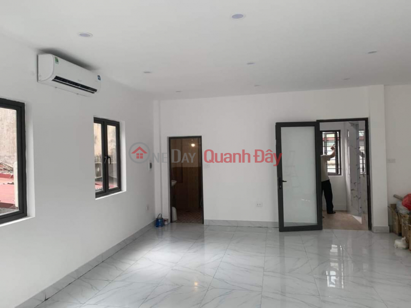 Beautiful new house, owner for rent, Business, Office 82m2- 4T, 18 Tr. Ta Quang Buu area Rental Listings