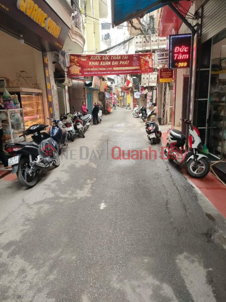 Urgent sale Beautiful house always, Le Quang Dao street 45m2 x 5T, 10m car avoid, alley, shock price 4.3 billion. Sales Listings