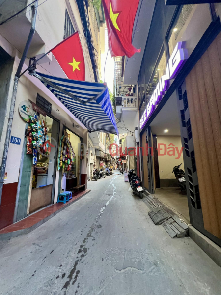 House for sale in Van Huong alley, 28m2, 5 floors, 5m frontage, asking price 5.2 billion VND, corner lot, 3 open sides Sales Listings