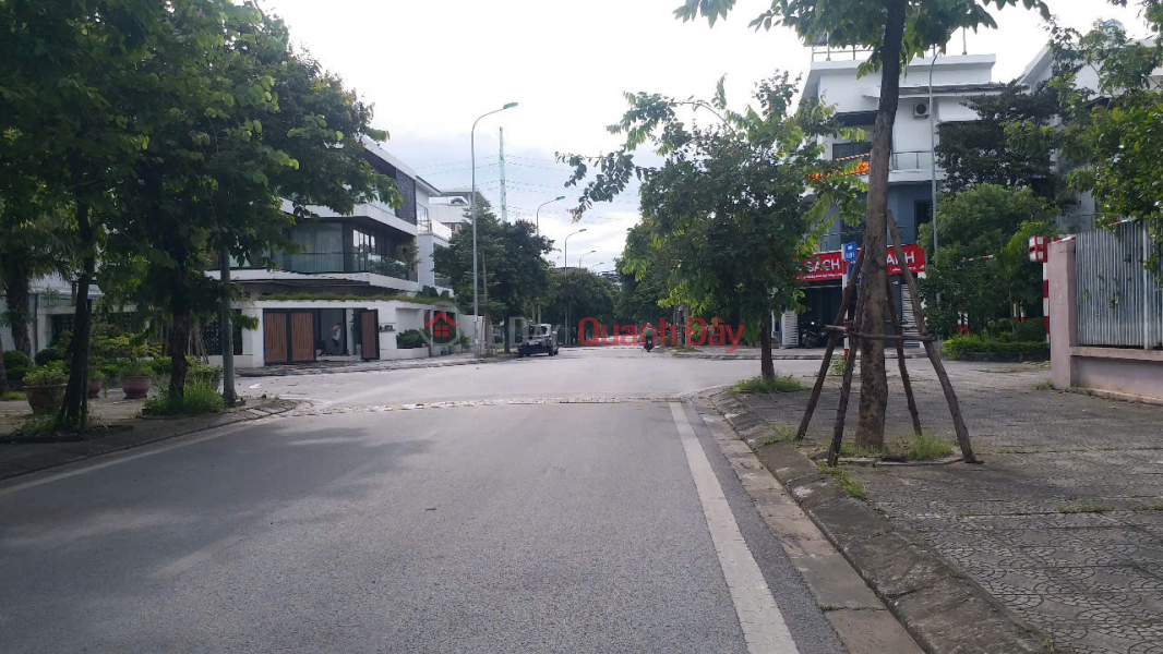Bán biệt thự đơn lập Xuân Phương, 200m2, 4 tầng, sổ đỏ chính chủ, vị trí đẹp, Việt Nam, Bán | đ 39 tỷ