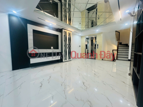 CỰC HIẾM THẠCH BÀN – CỔ LINH
Nhà đẹp 50m² Gara ô tô Gần hồ điều hoà Nhỉnh 14 tỷ _0