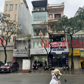 VIP STREET FRONTAGE FOR NGUYEN CHI THANH STREET - CENTER OF DONG DA - - BUSY BUSINESS DAY AND NIGHT<br \/> - _0