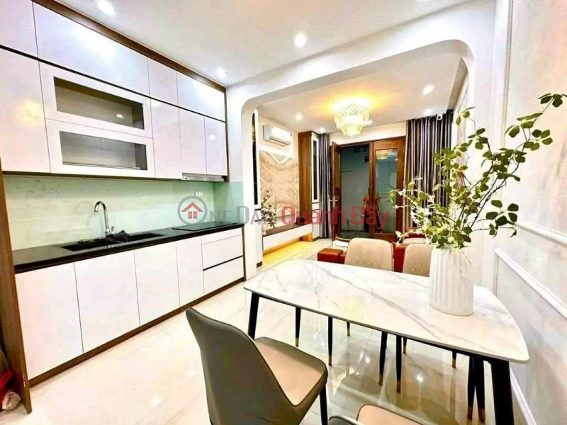 đ 4.45 Billion 5-FLOOR HOUSE FOR SALE Area: 35M2 PRICE OVER 4 BILLION IN KHUONG TRUNG STREET AT THE FOURTH INTERSECTION OF THANH XUAN DISTRICT, HANOI.