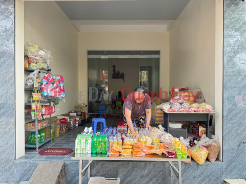 Owner selling house in the middle of Chi Dong 2 market - prime business location - 2 open sides. _0