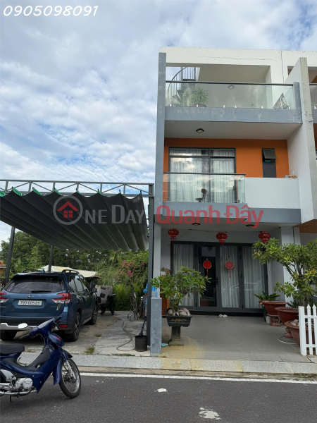 Bán nhà gói 8 The Capella Gaden, 3 tầng siêu đẹp, 3PN, 4WC, DT 100m2, giá chỉ 8,6 tỷ Niêm yết bán
