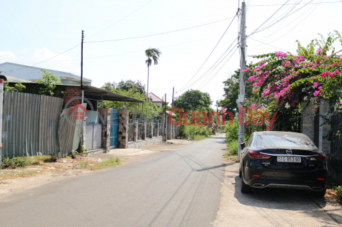 Owner selling house with 682m2 land included - 15m frontage, extremely rare - Price just over 5 billion VND in Nghia Thanh, Ho Chi Minh City. _0