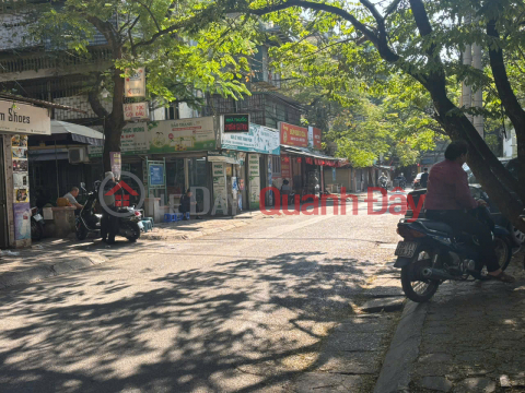 CHÍNH CHỦ cần bán gấp nhà lô góc, 3 tầng - Trung tâm Đống Đa, phố Đặng Văn Ngữ - Full nội thất _0