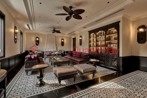 I AM NOT JUST A HOME, I AM A LUXURIOUS LIFE<br \/> - SUPER BUILDING PRODUCT ON CAO BA QUAT STREET - PRIME LOCATION - _0