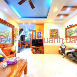 House for sale in Ngoc Ha, Ba Dinh, 44m x 4 floors, near Cars, 4 billion VND _0