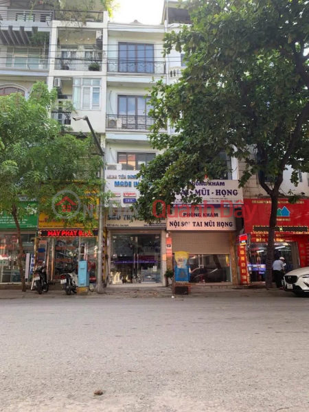 Four-story house for sale, 40m2 (3.4m frontage, 12m depth) at 126 Tran Phu Street, Cao Xanh. Sales Listings