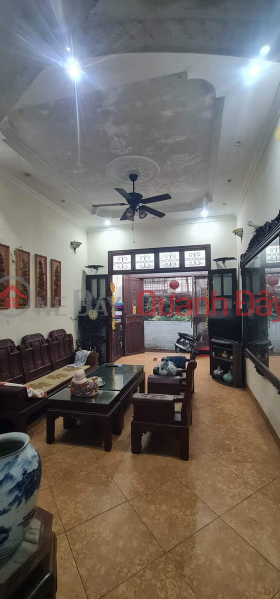 EXTREMELY RARE, FOR SALE GIAP Bat TOWNHOUSE 27M2 - 6 FLOORS BEAUTIFUL SELF-BUILT HOUSE WITH BEAUTIFUL DESIGN FULL FUNCTIONS FOR HOUSEHOLDS Vietnam, Sales đ 3.95 Billion