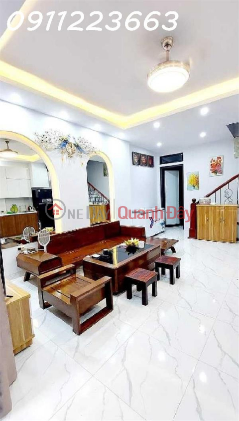 Rare house for sale - Hai Ba Trung core, large yard, beautiful house - Comfortable living _0