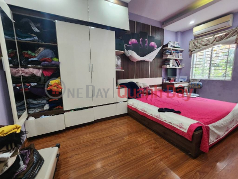 Apartment for sale at Ministry of National Defense building - Hoang Quoc Viet street, 105m2, 3 bedrooms, 2 bathrooms, price 10.5 billion VND. _0