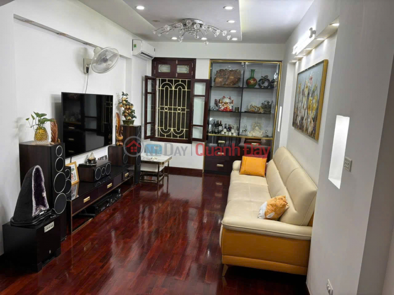 House for sale on Tran Quoc Toan street, 20m2, 5 floors, 4.2m frontage, 14.5 billion, cash flow 30 million\\/month Sales Listings