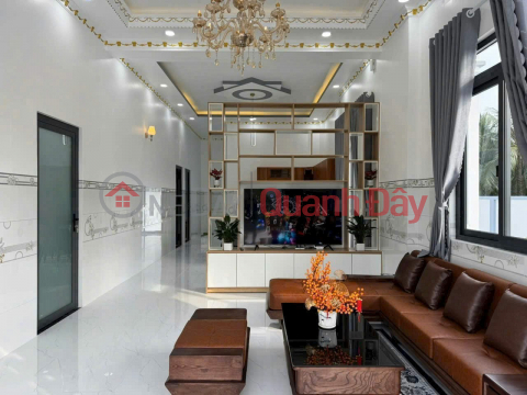 SUPER BEAUTIFUL HOUSE - PRIME LOCATION - House for Sale with Thai Roof and Garden, Phu Tan Ward, Ben Tre City _0