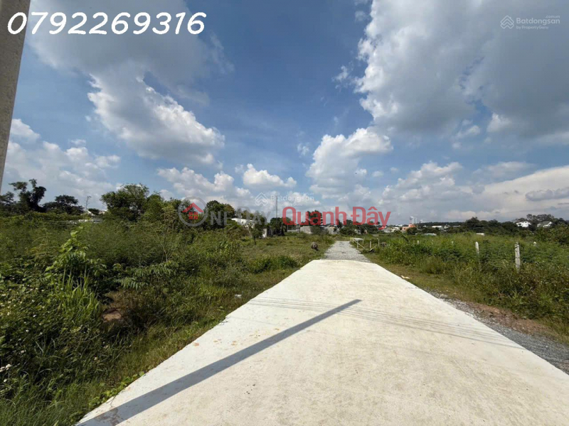 Owner selling rare 2,364m² plot of land with 4 street frontages in Hiep An Ward, Thu Dau Mot City. Sales Listings