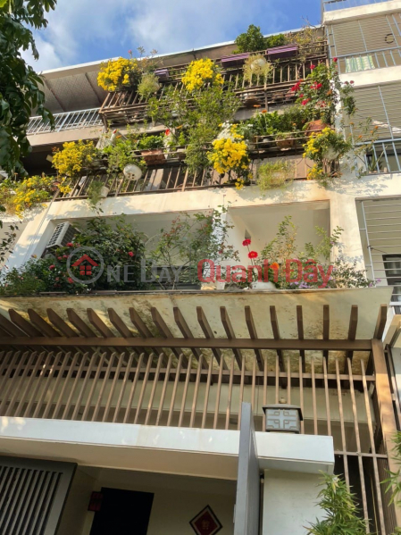 Selling House with Subdivision, Temple Lu 2, Hoang Mai, Area 61m2, 5 floors, area 5.2m, Business, 17.6 billion. Sales Listings
