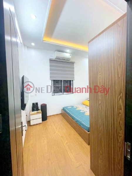 đ 17.2 Billion | House for sale in Dao Tan, 50m² x 6 floors, elevator, 17.2 billion VND, fully furnished, located on a connecting alley.