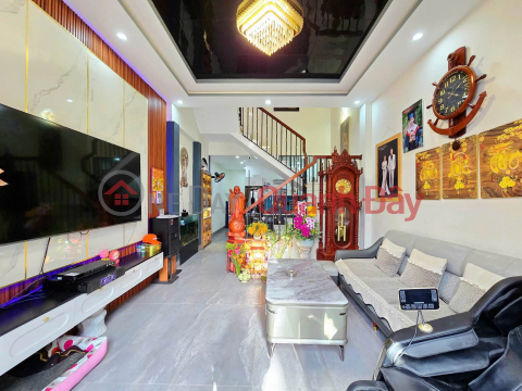 SOLID 3-STORY HOUSE – K500 TON DAN STREET – FULLY FURNISHED _0