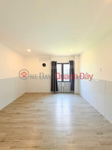 đ 3.3 Billion, Two-story house for sale, located right next to Chiều Market in Vĩnh Ngọc commune, Nha Trang city.