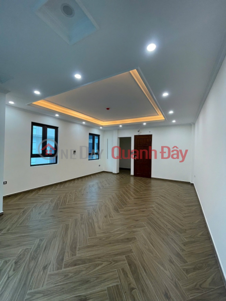 (100% real news) Selling a newly built high-end corner house 60m2 x 8 floors on Vinh Phuc street - Car-avoiding lot division Vietnam, Sales, đ 31.5 Billion