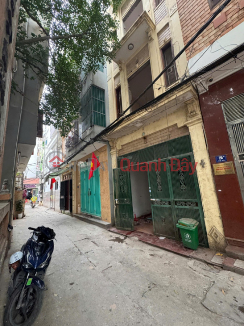 House in Kim Giang, 62m² x 4 floors, alley accessible by car, price 12.35 billion VND, with title deed. _0