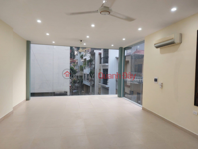 Property Search Vietnam | OneDay | Residential, Sales Listings | 65m Front 5.5m Nhon 10 Billion Center of Cau Giay District. Corner Lot Car Parking Door Stop Day and Night. New House Residential Area