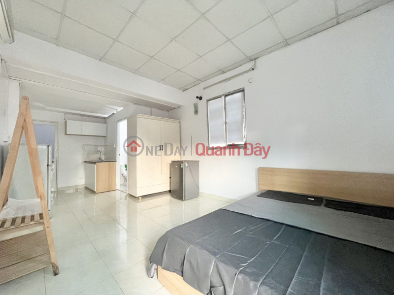 Room for rent in District 3, price 6 million - large balcony - near Bac Hai Rental Listings